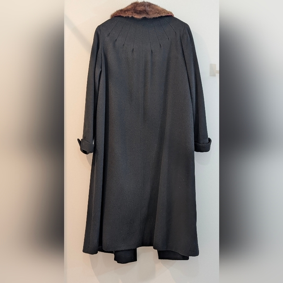 Vintage Thalhimer’s Black Wool Swing Coat w/ Fur Collar Old Hollywood Cabincore - Picture 4 of 10
